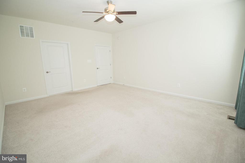 23531 LILLIFLORA DRIVE