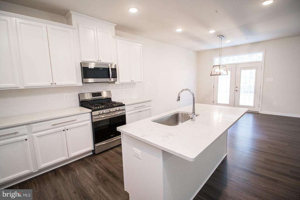 23531 LILLIFLORA DRIVE