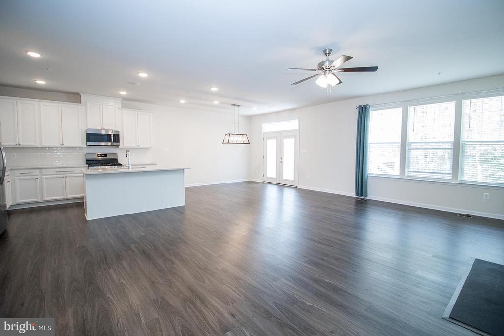 23531 LILLIFLORA DRIVE