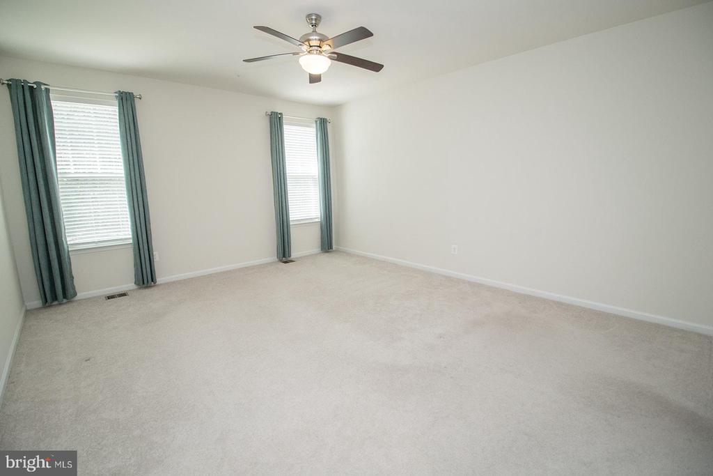 23531 LILLIFLORA DRIVE