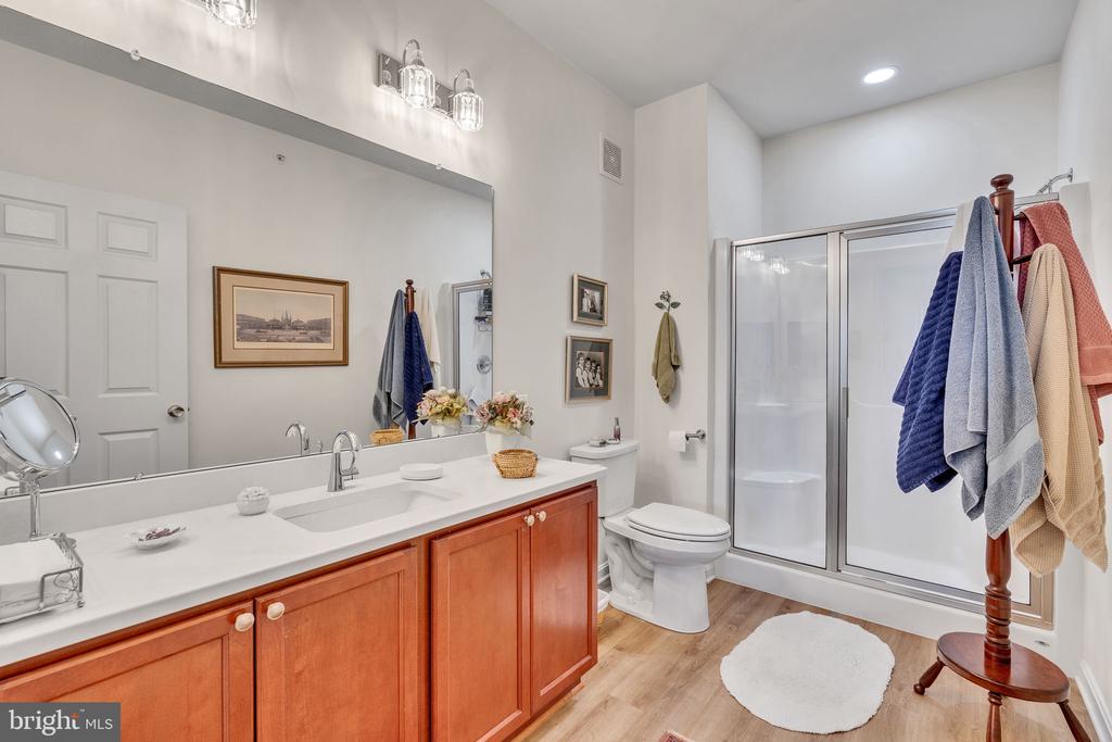 23560 F D R BOULEVARD Unit: 401