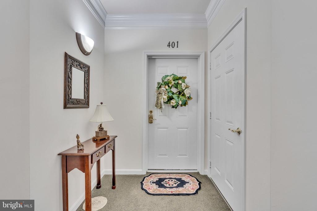 23560 F D R BOULEVARD Unit: 401