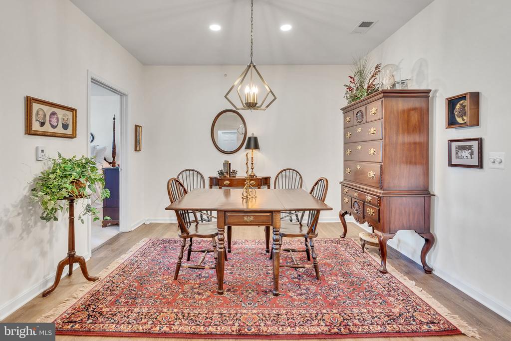 23560 F D R BOULEVARD Unit: 401