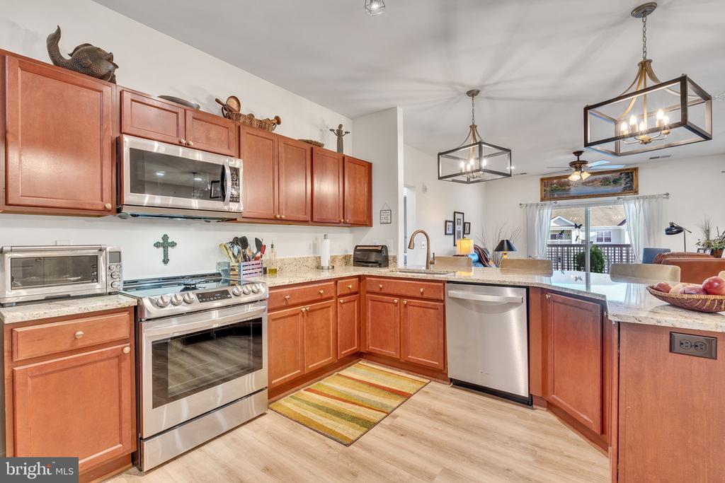 23560 F D R BOULEVARD Unit: 401