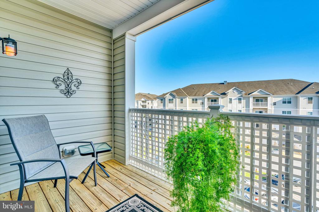 23560 F D R BOULEVARD Unit: 401