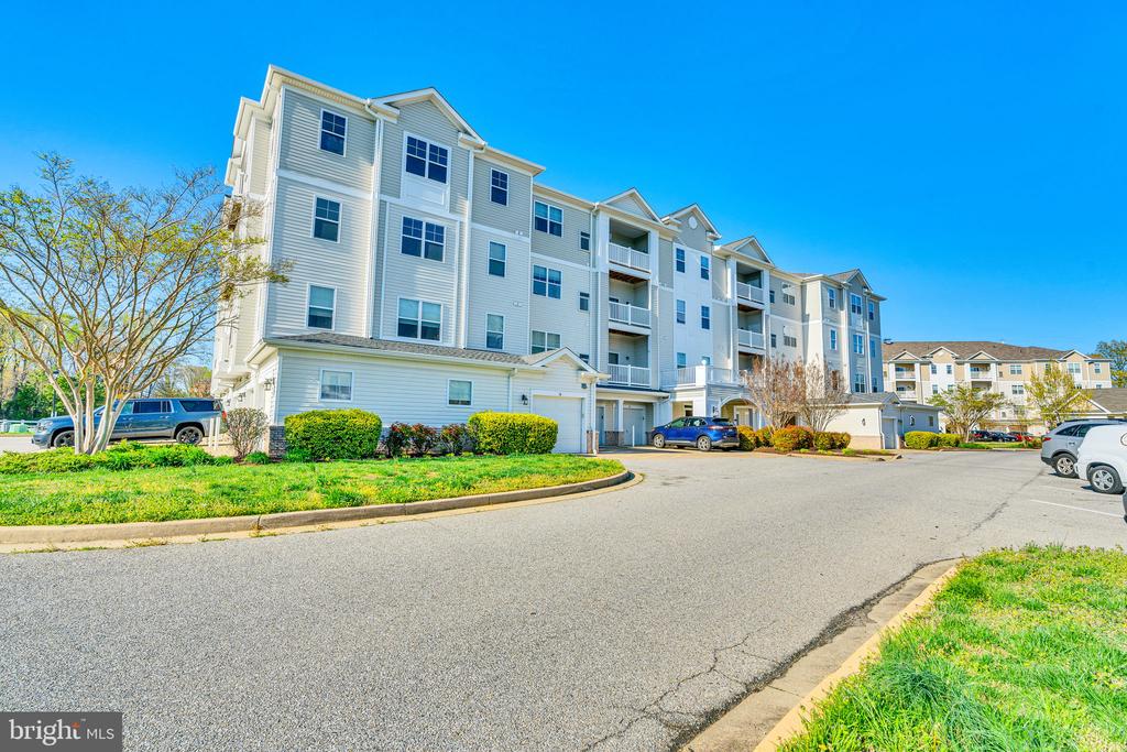 23560 F D R BOULEVARD Unit: 401