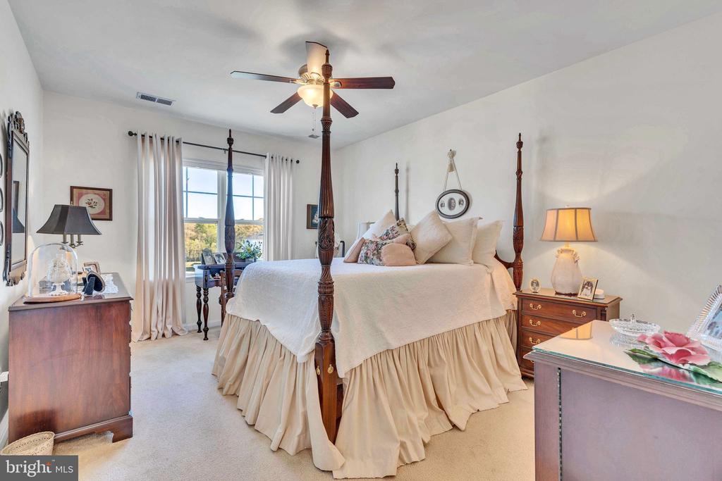 23560 F D R BOULEVARD Unit: 401