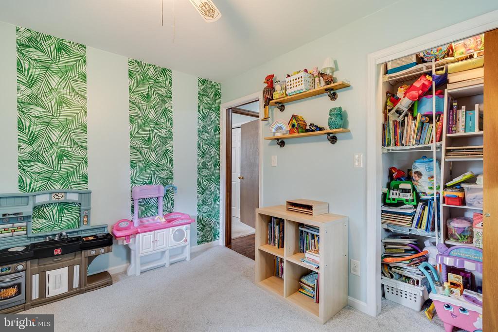 36035 ARMY NAVY DRIVE
