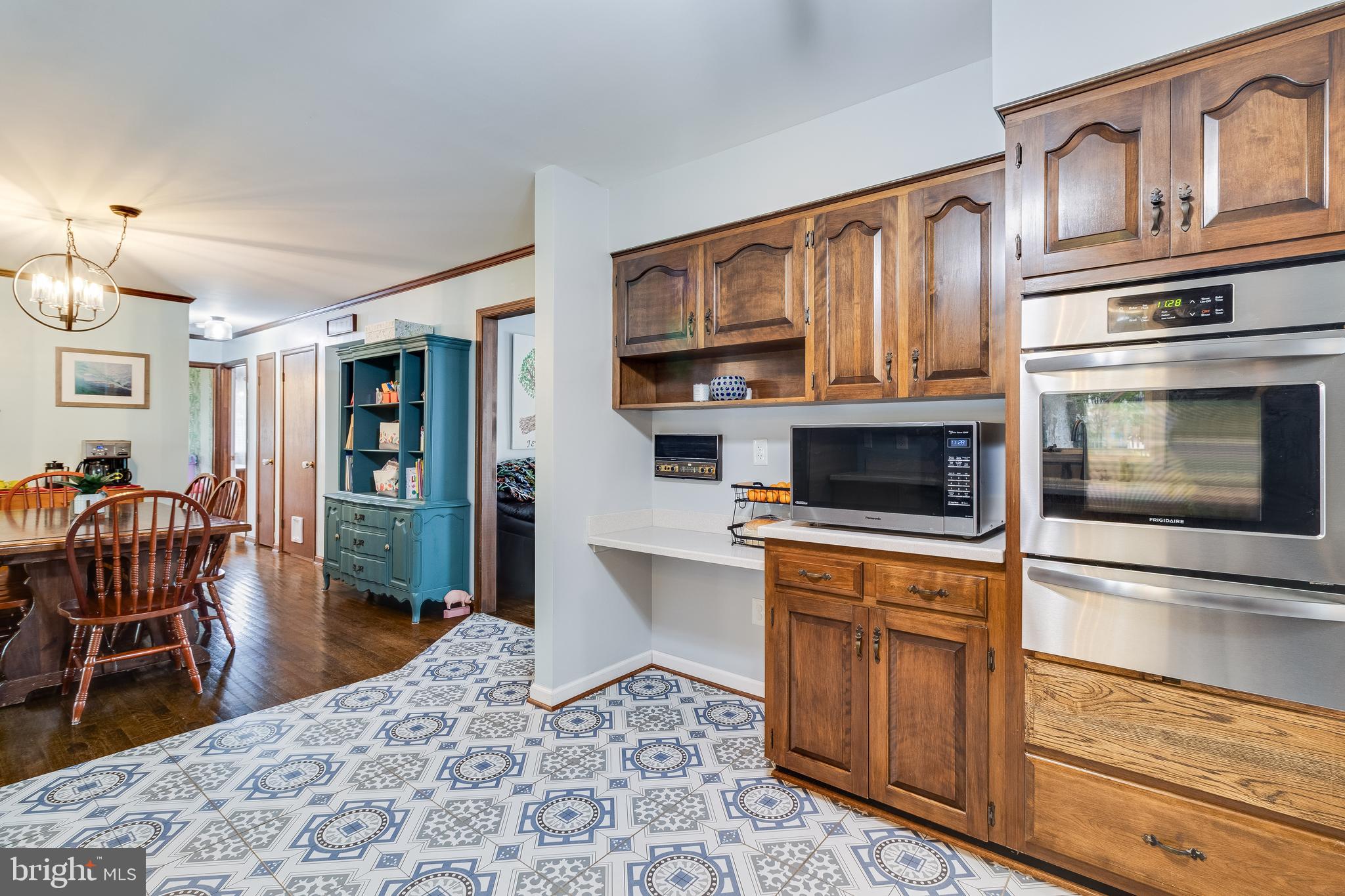 36035 ARMY NAVY DRIVE