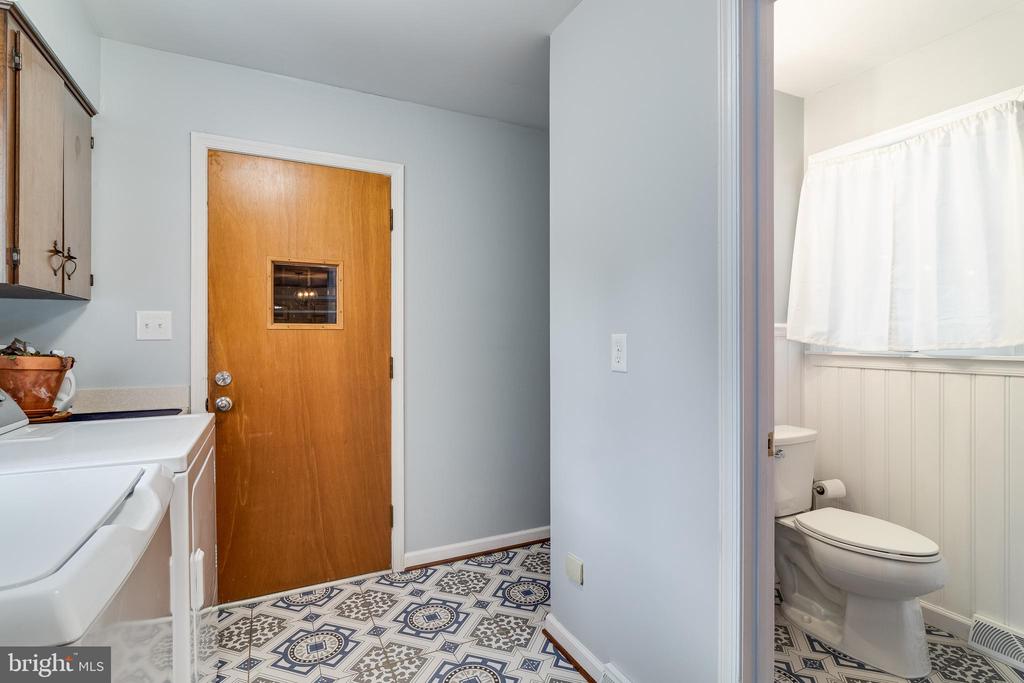 36035 ARMY NAVY DRIVE