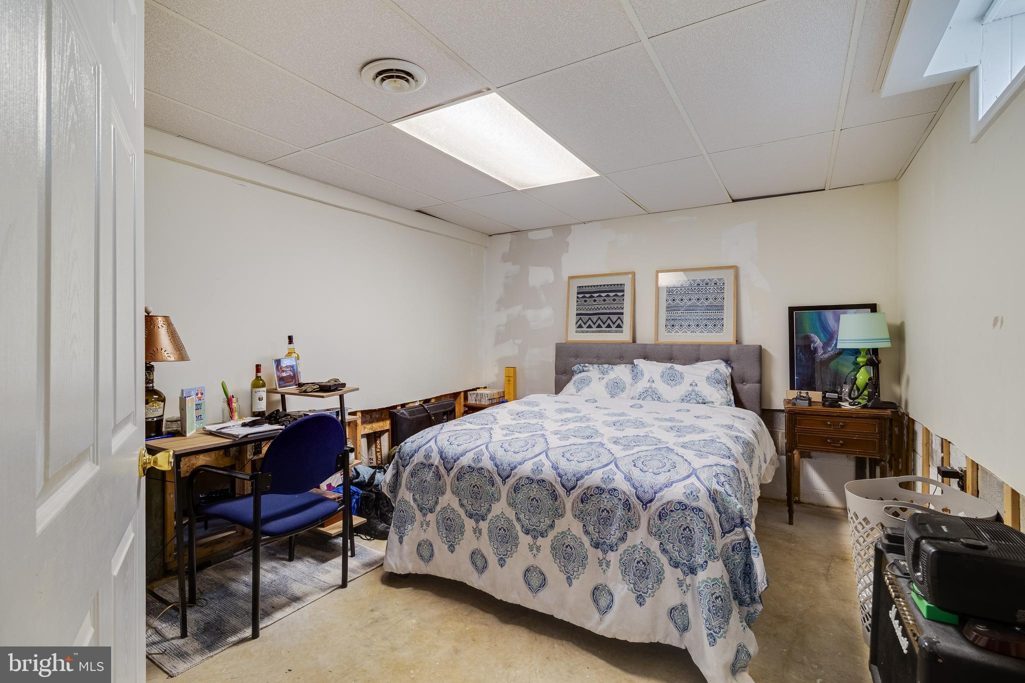 36035 ARMY NAVY DRIVE