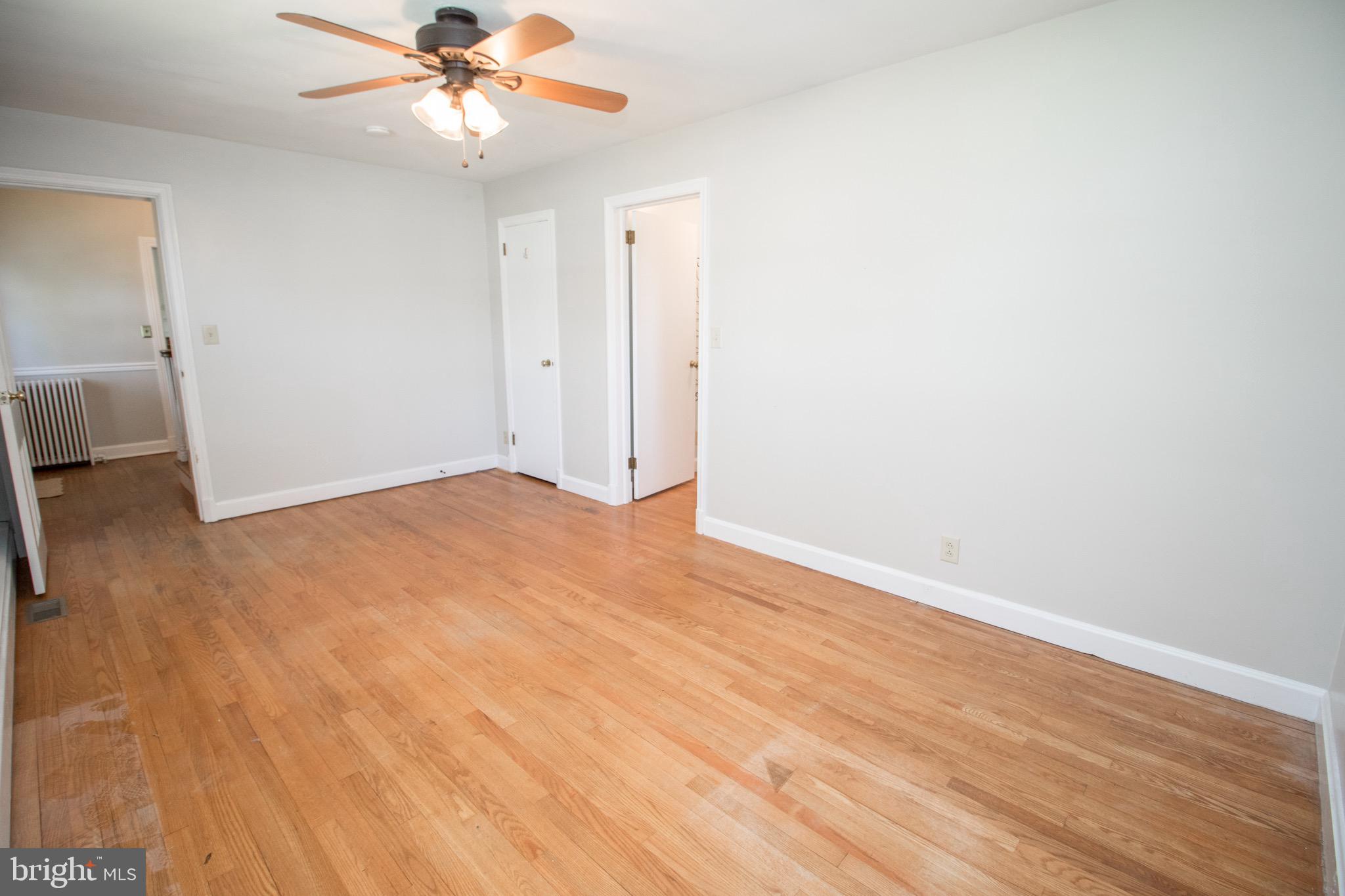 23075 HOLLYWOOD ROAD