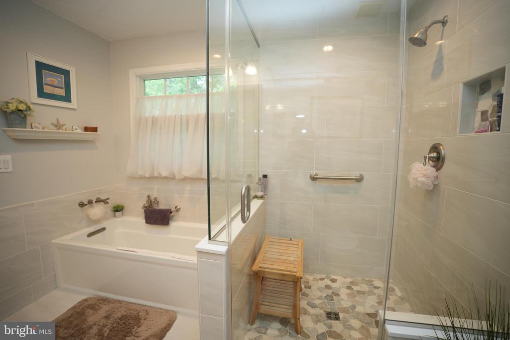 23123 SILVERBERRY WAY