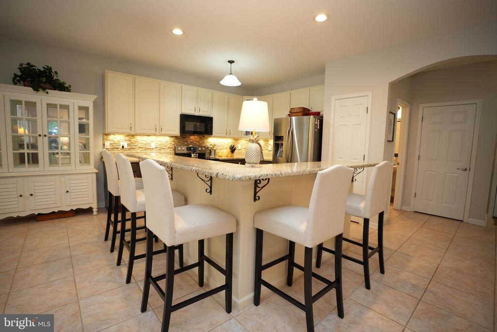 23123 SILVERBERRY WAY