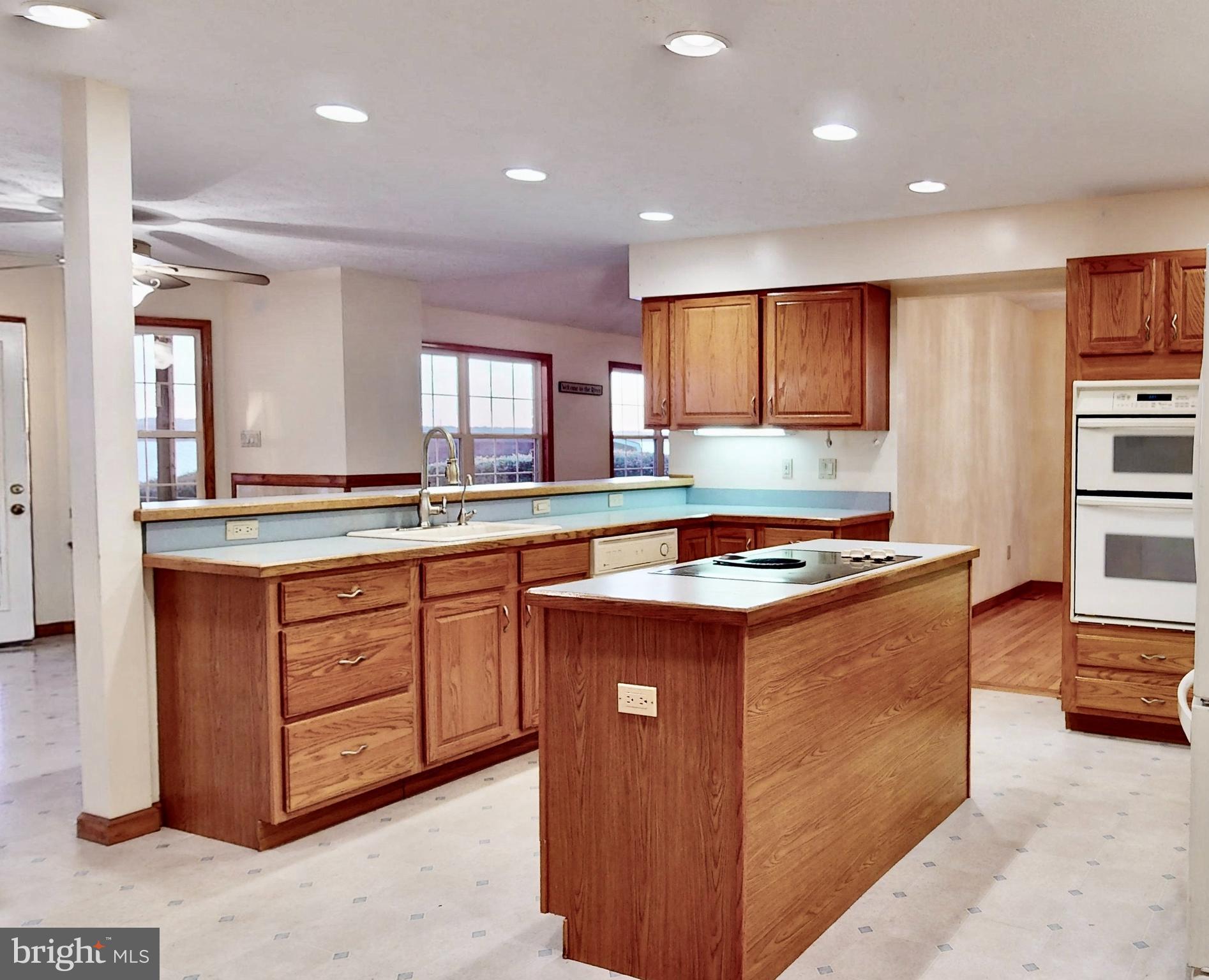 35395 ARMY NAVY DRIVE