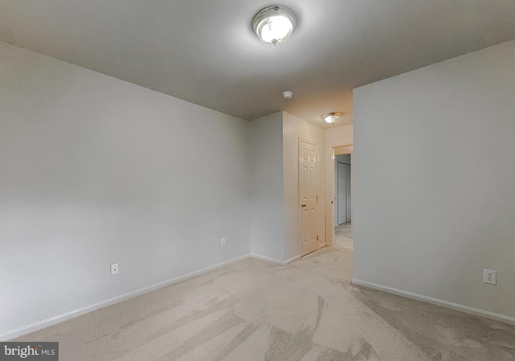 22684 RUE WOODS DRIVE