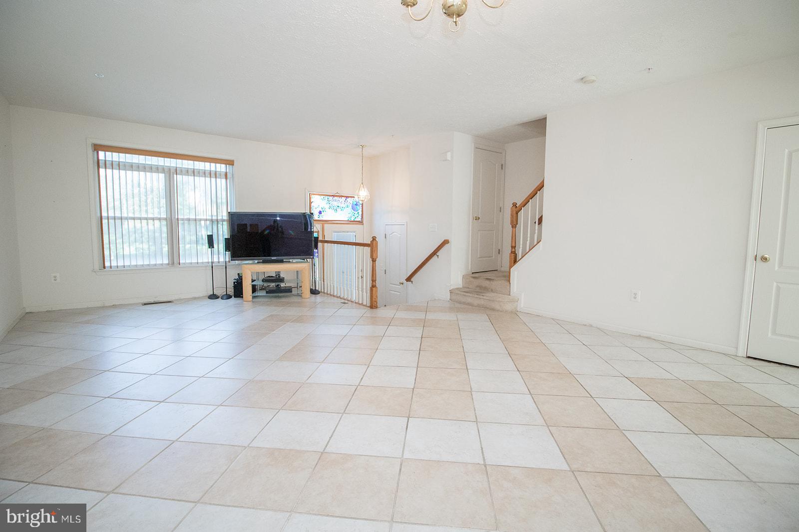 48350 LONG LANE