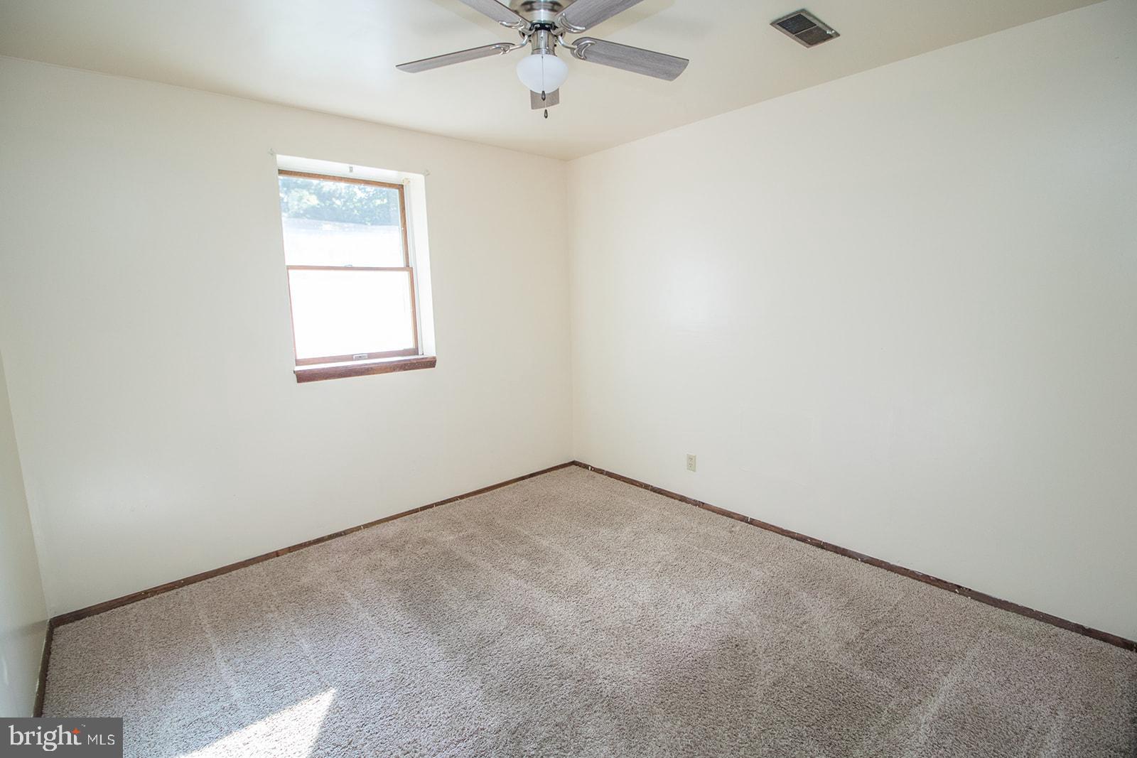 22209 LILAC WAY