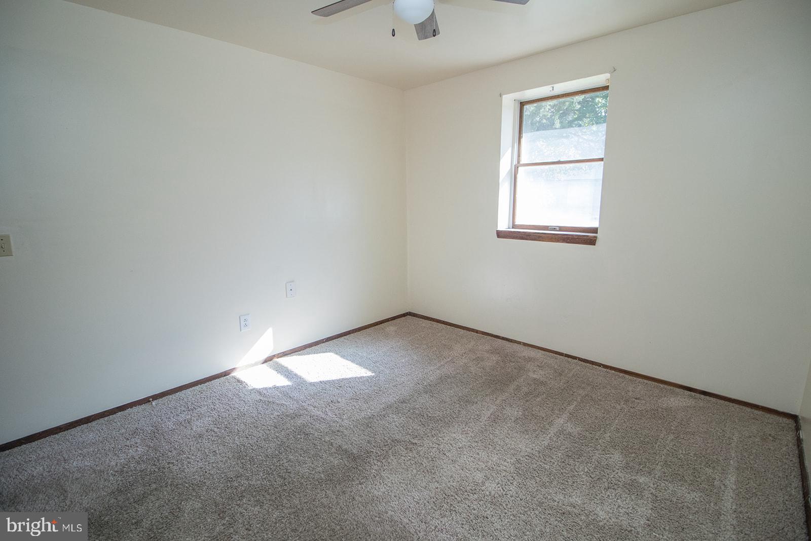 22209 LILAC WAY