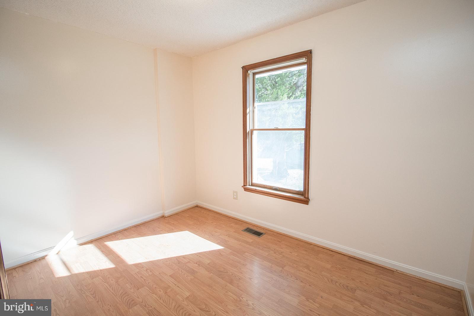22209 LILAC WAY