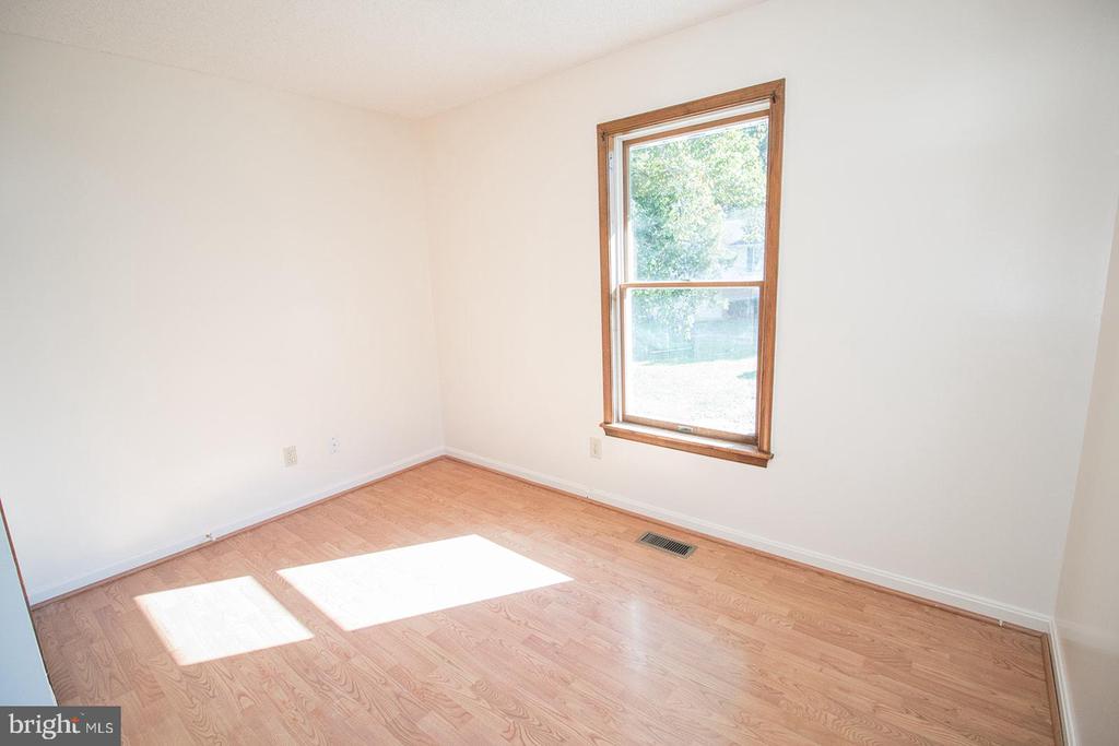 22209 LILAC WAY