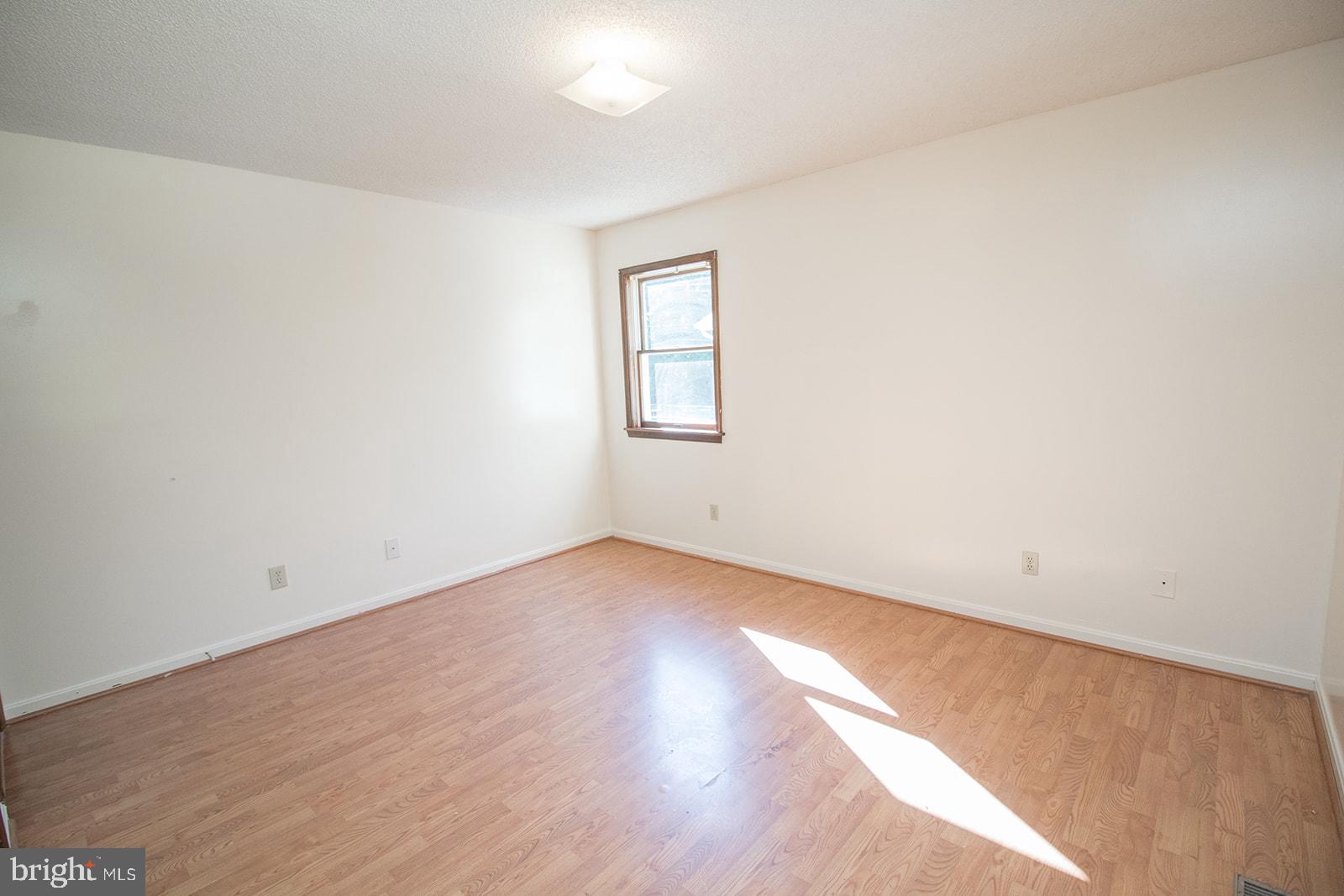 22209 LILAC WAY