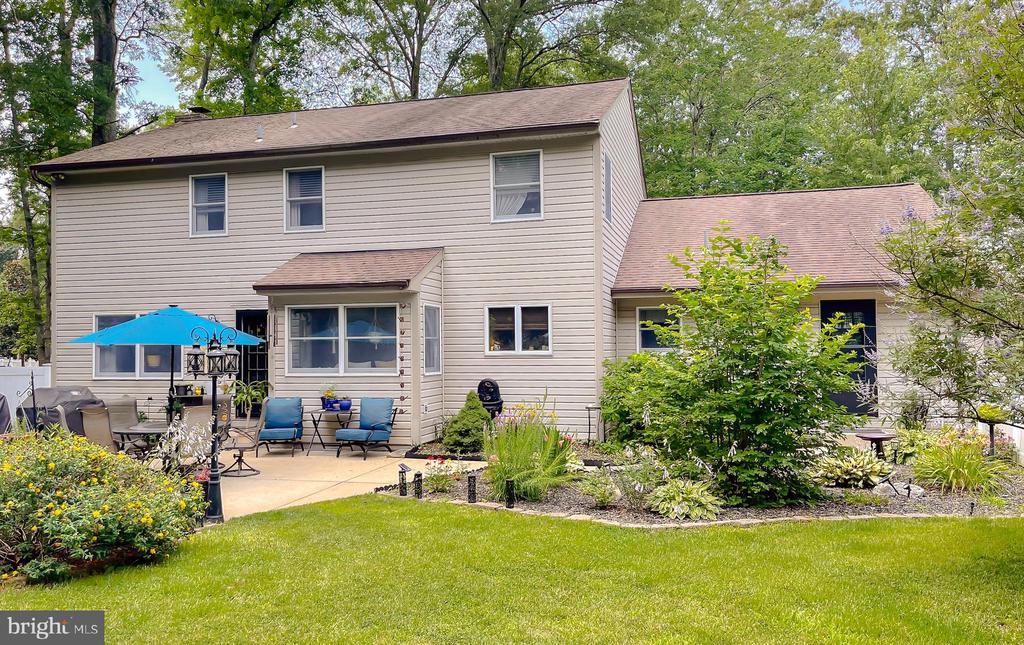 22338 WHITE OAK ROAD