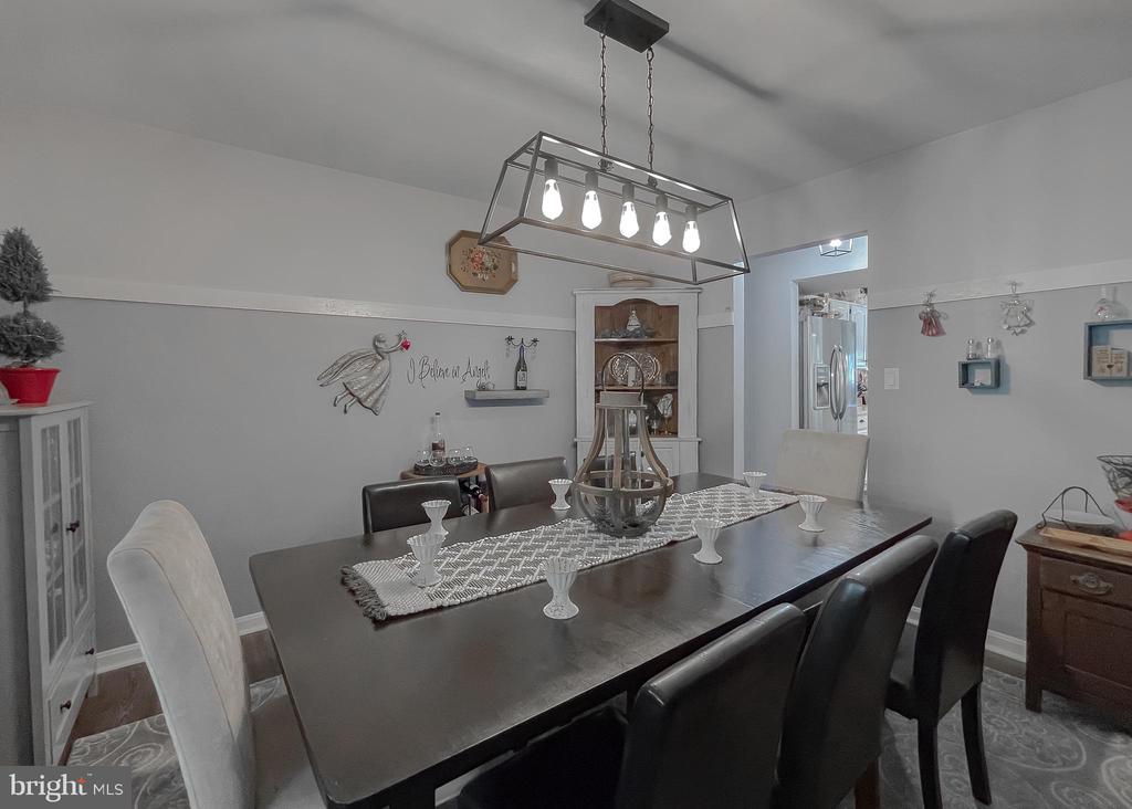 22338 WHITE OAK ROAD