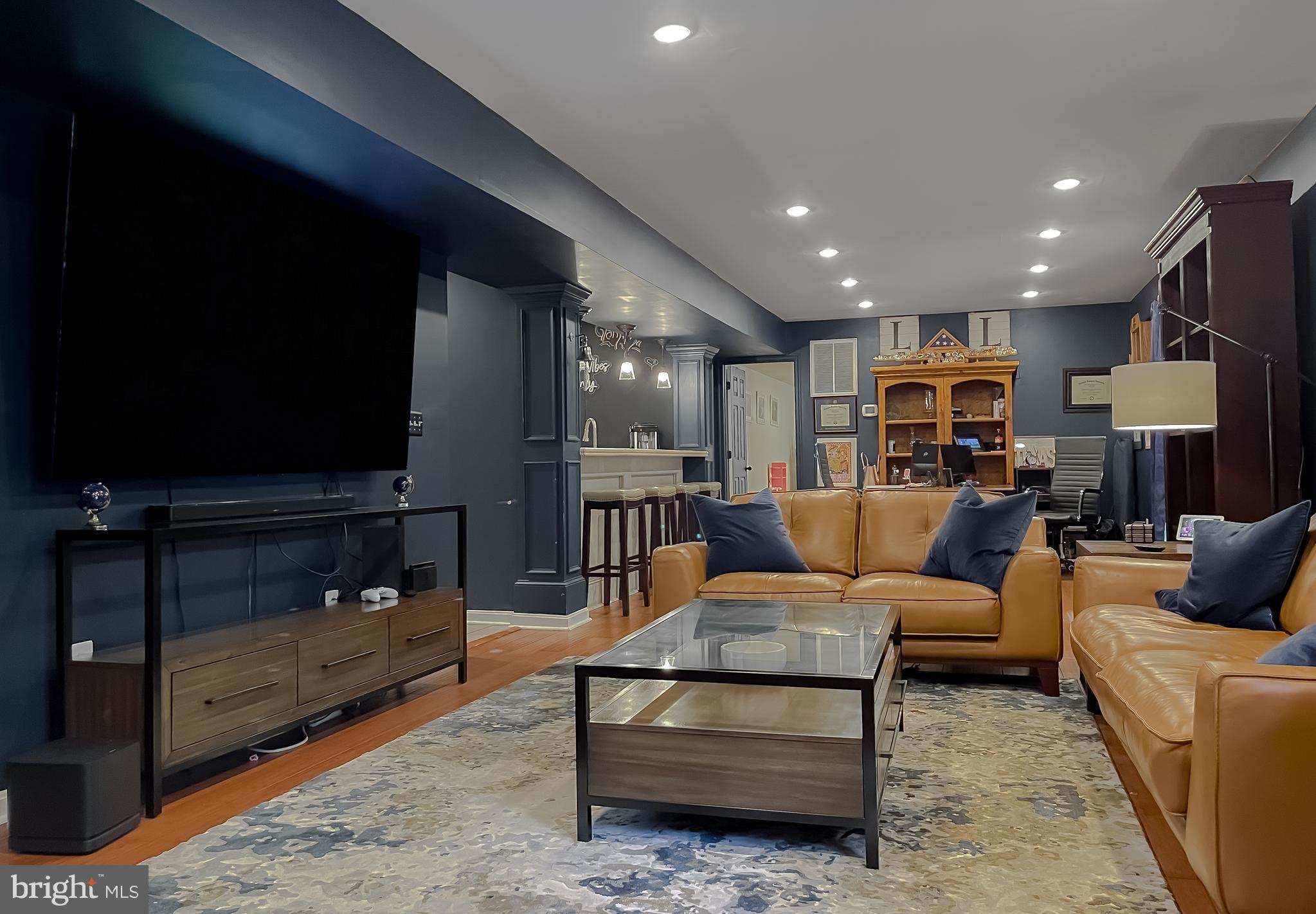 44906 GOLDEN EYE COURT