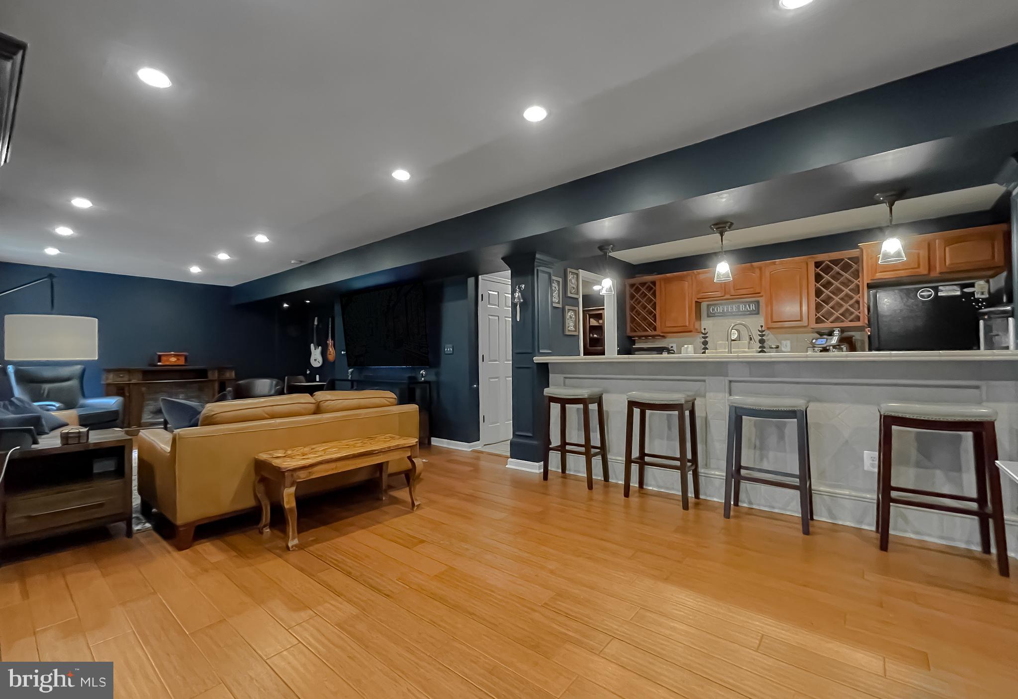 44906 GOLDEN EYE COURT