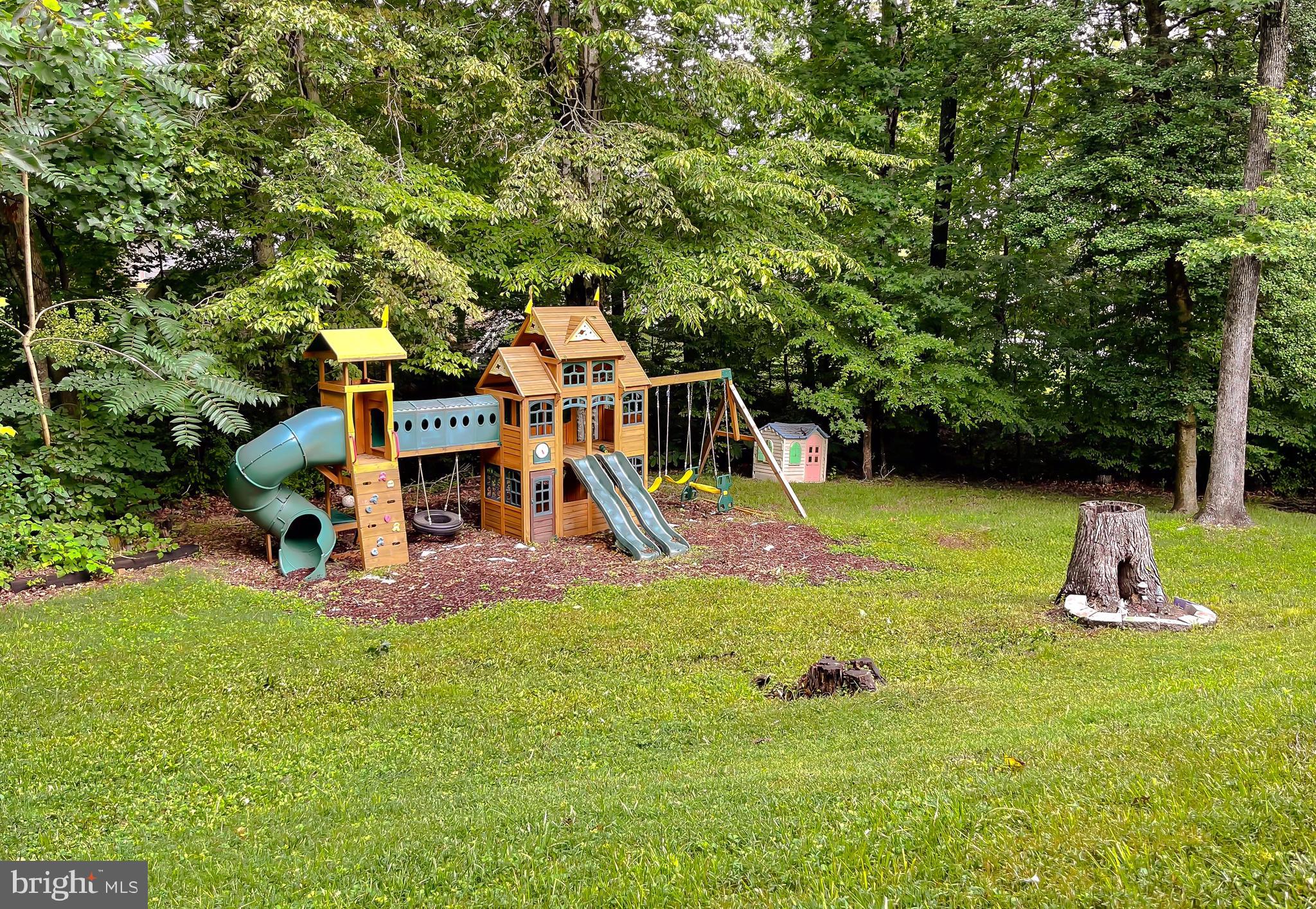 44906 GOLDEN EYE COURT