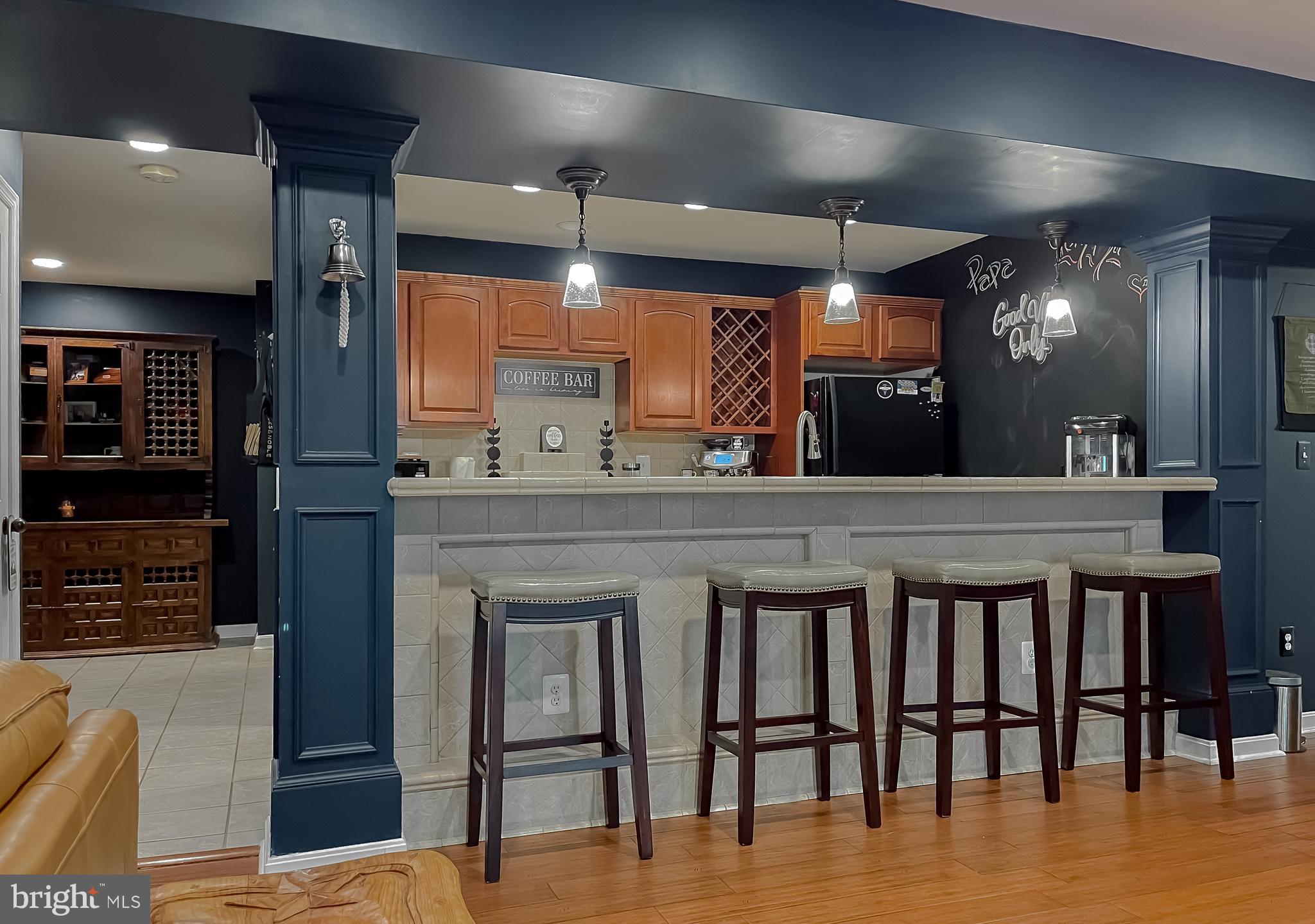 44906 GOLDEN EYE COURT