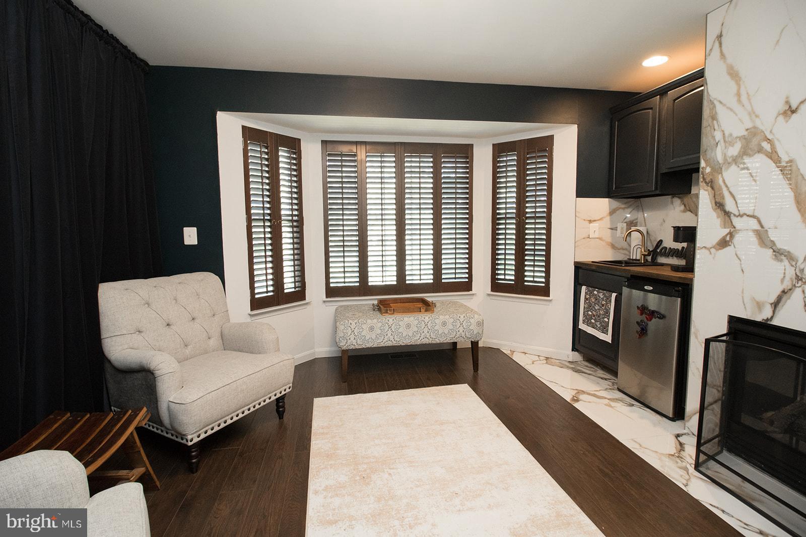 44906 GOLDEN EYE COURT