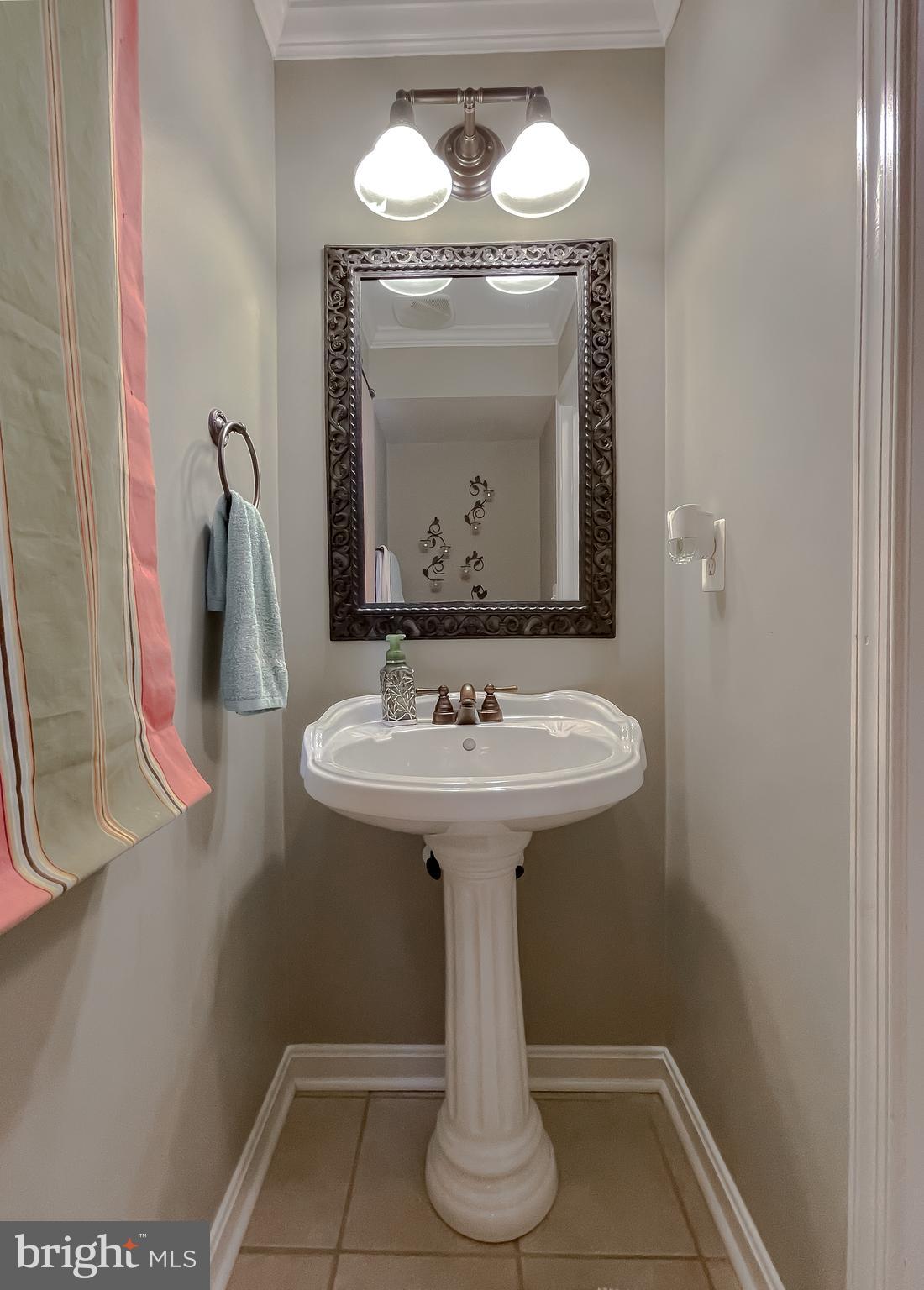 44906 GOLDEN EYE COURT