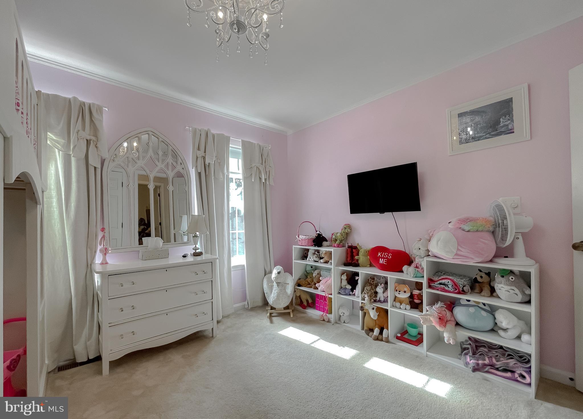 44906 GOLDEN EYE COURT