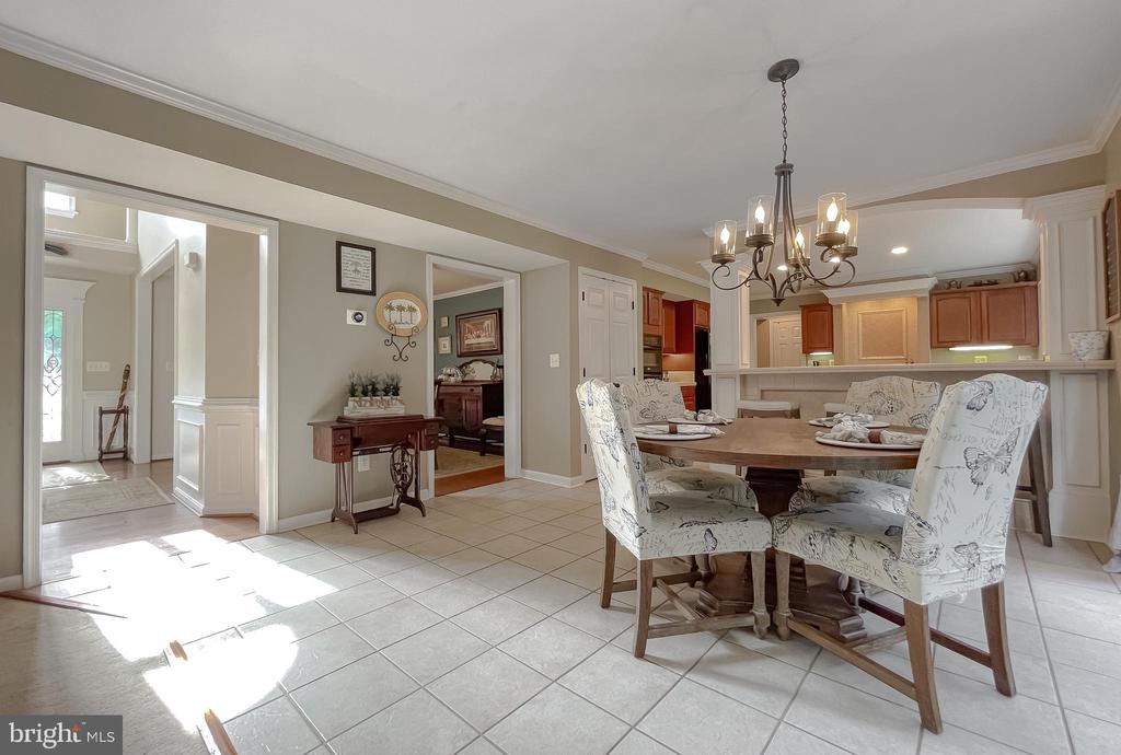 44906 GOLDEN EYE COURT