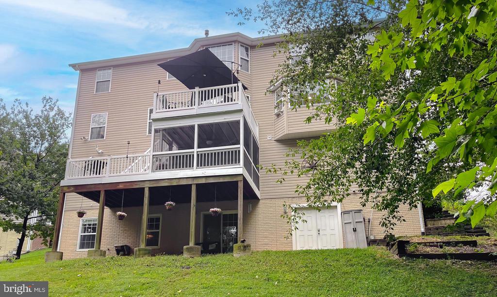 44906 GOLDEN EYE COURT