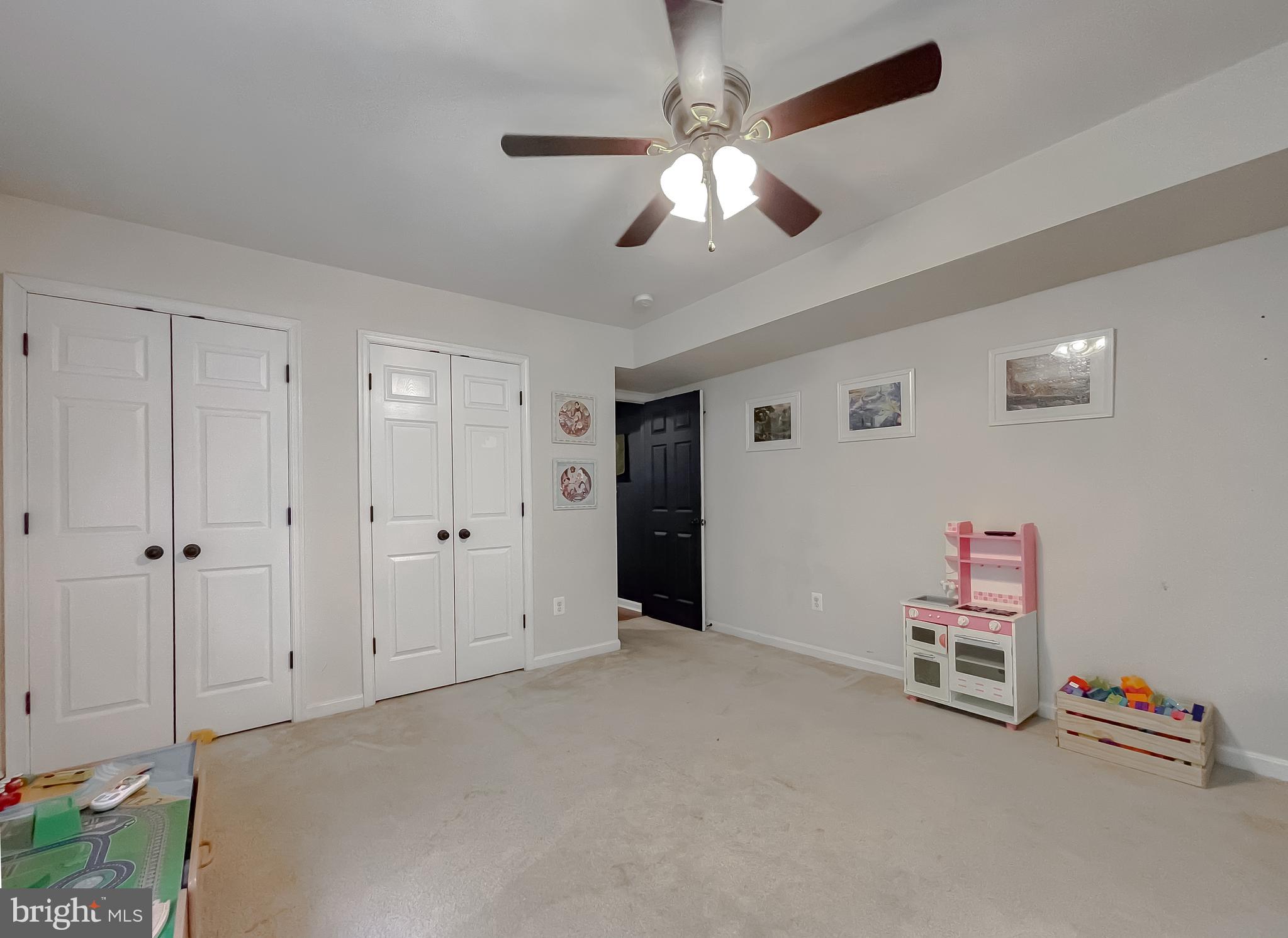 44906 GOLDEN EYE COURT