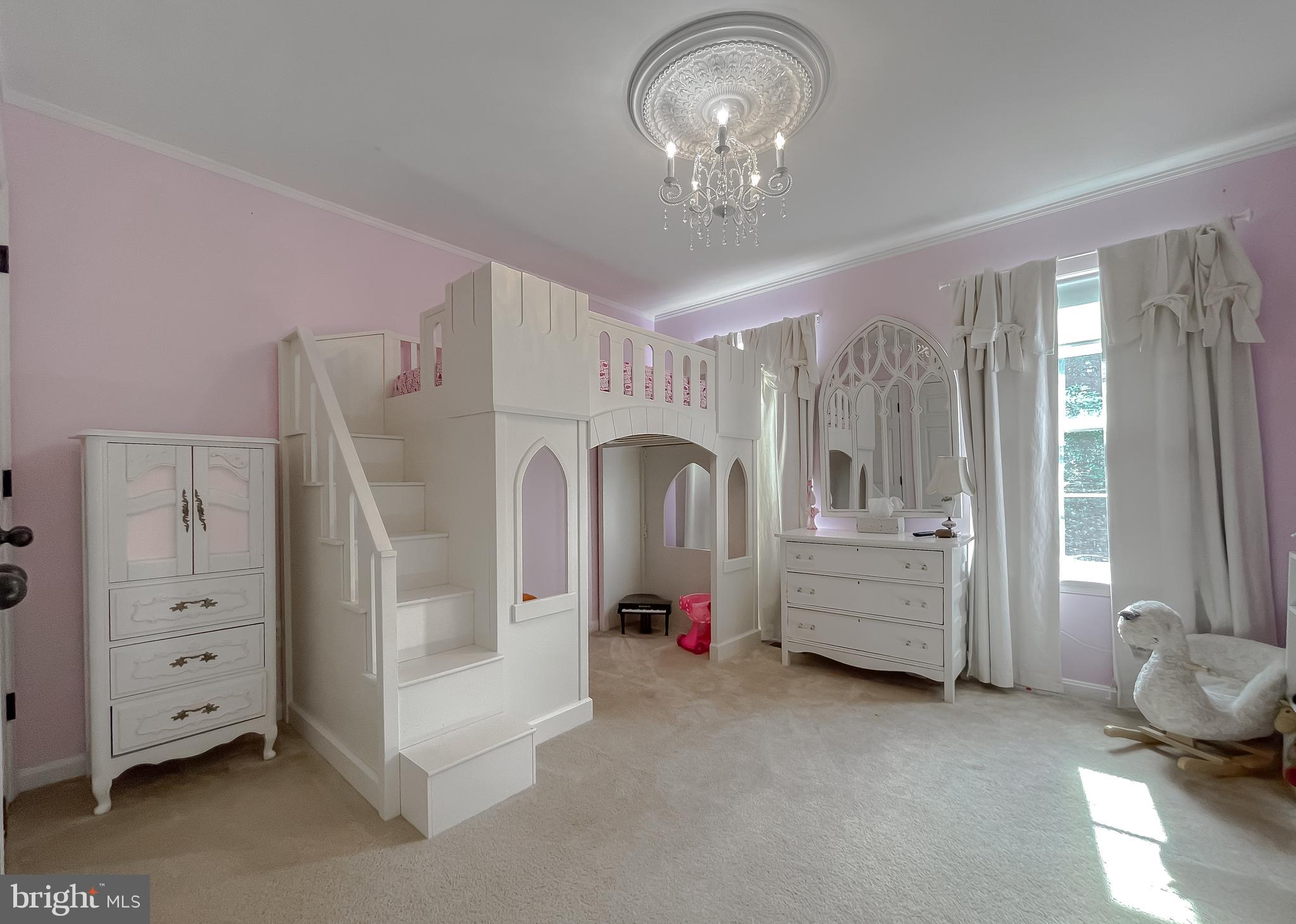 44906 GOLDEN EYE COURT