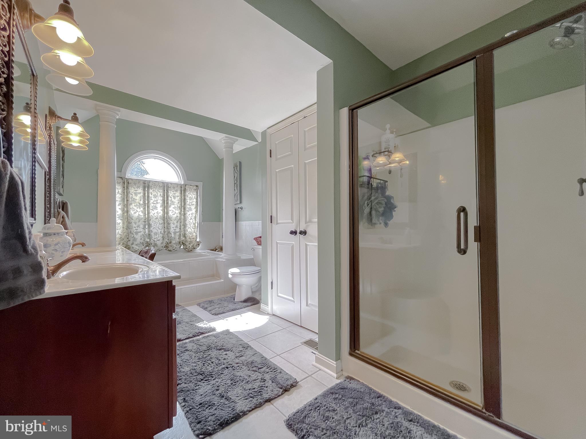 44906 GOLDEN EYE COURT