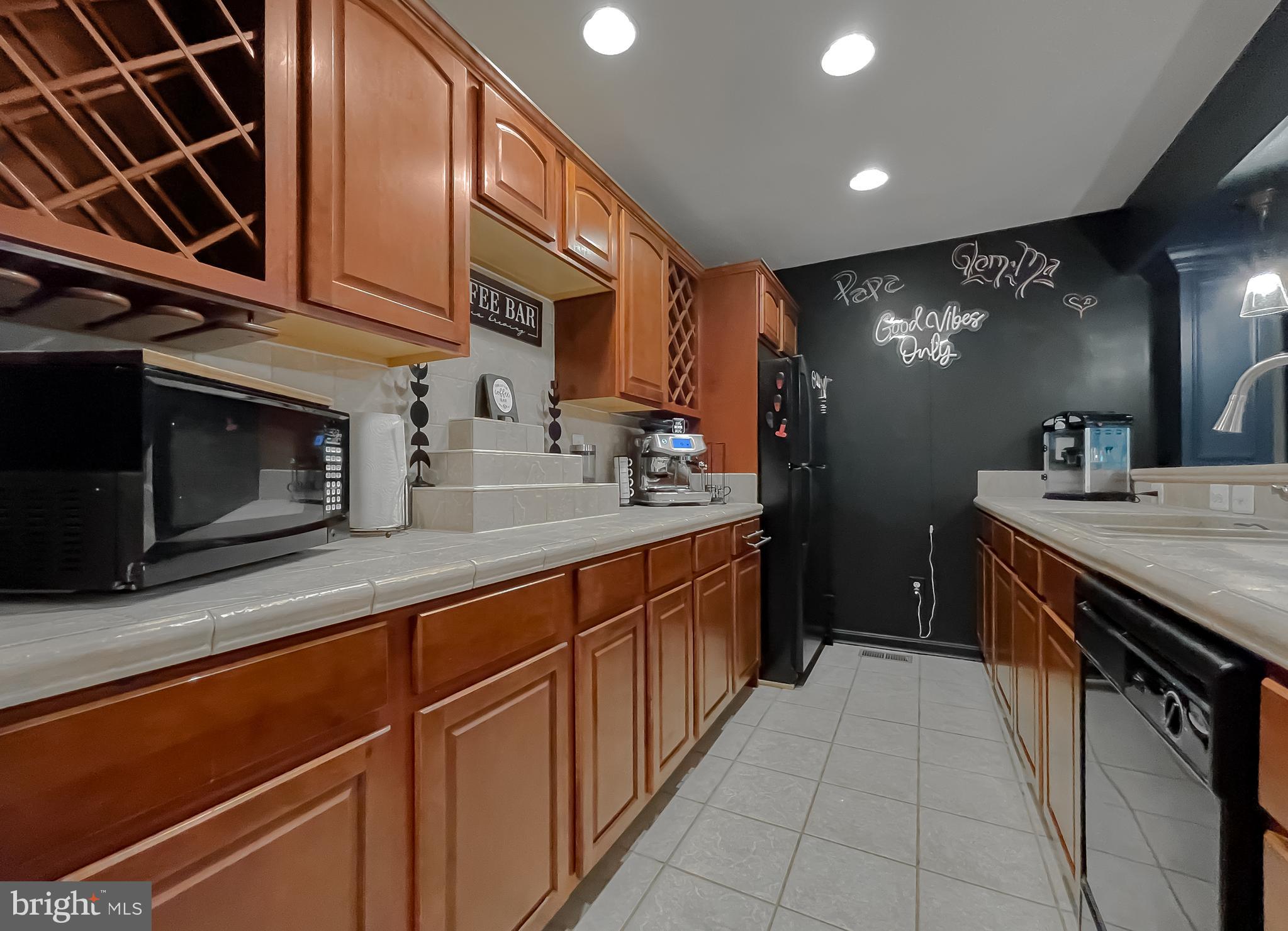 44906 GOLDEN EYE COURT