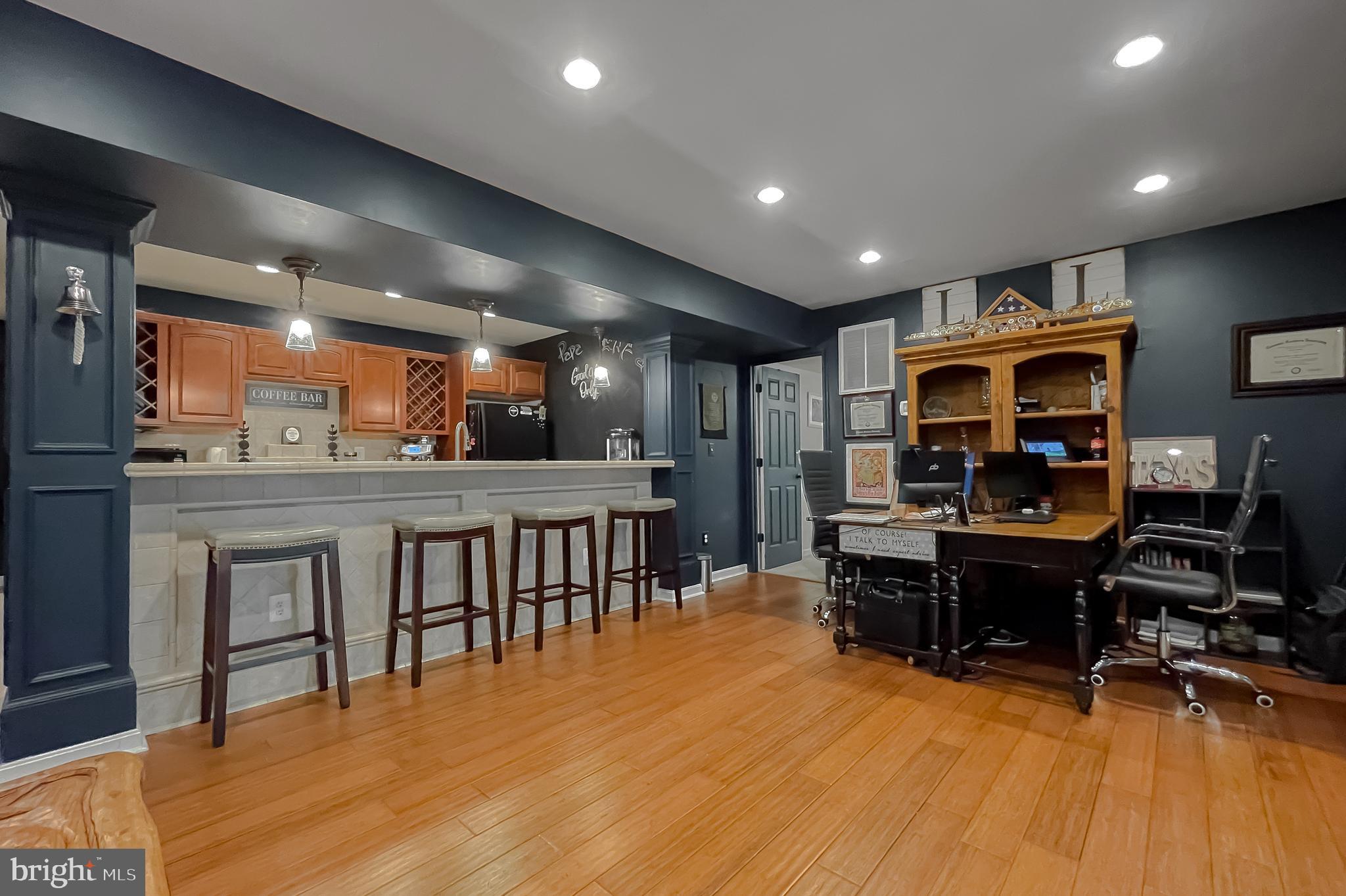 44906 GOLDEN EYE COURT