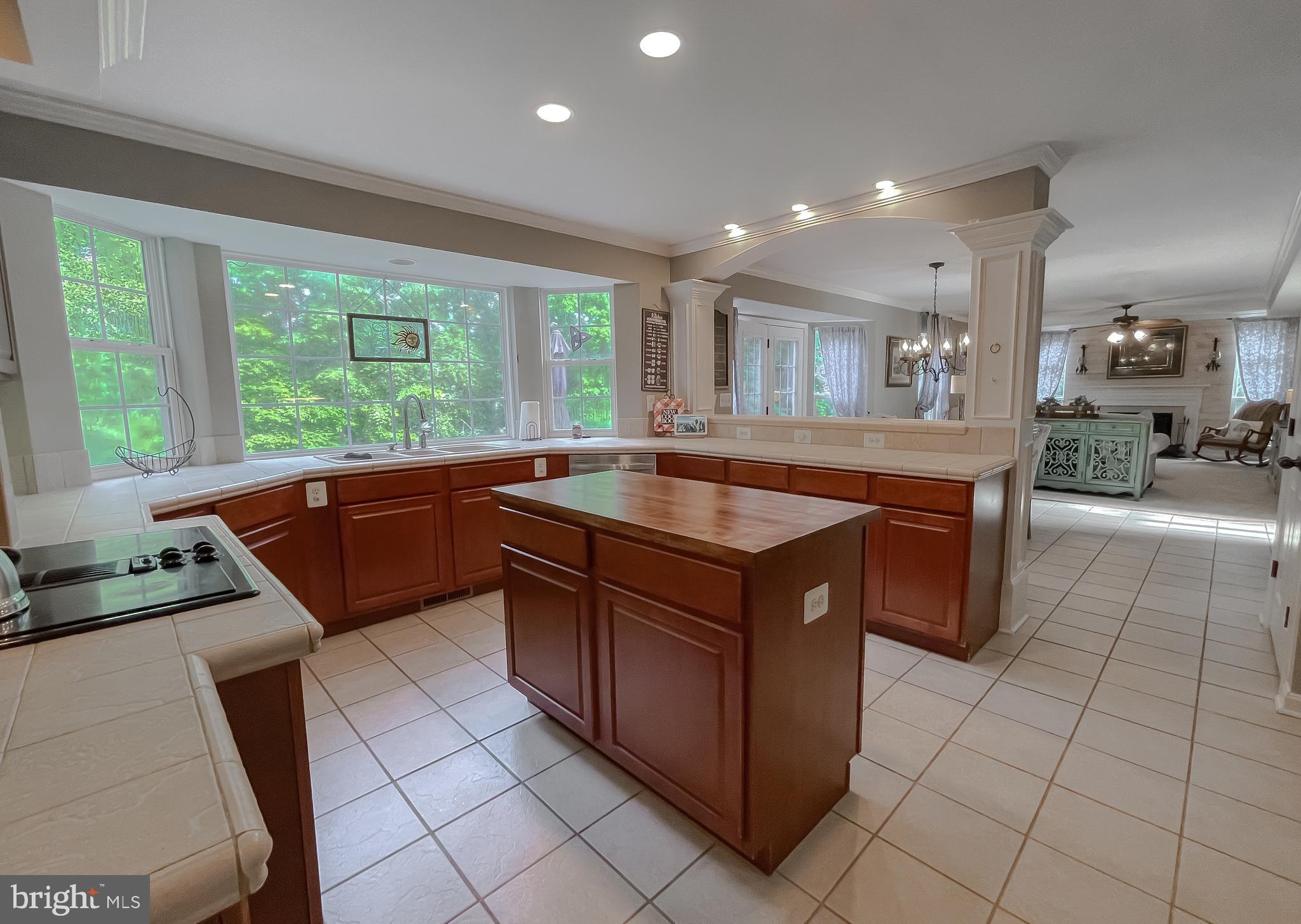 44906 GOLDEN EYE COURT
