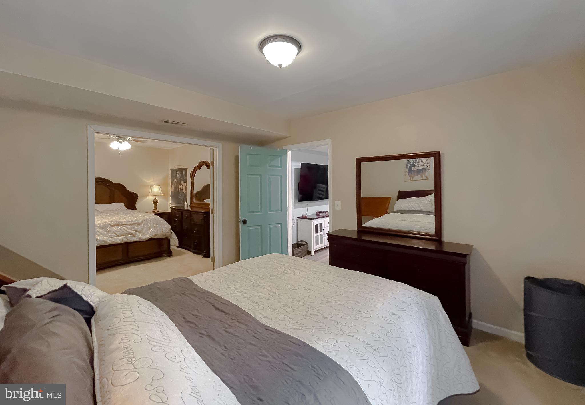 44906 GOLDEN EYE COURT