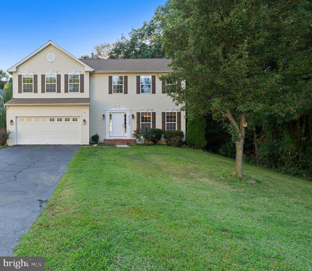 21347 BIRDSEYE COURT
