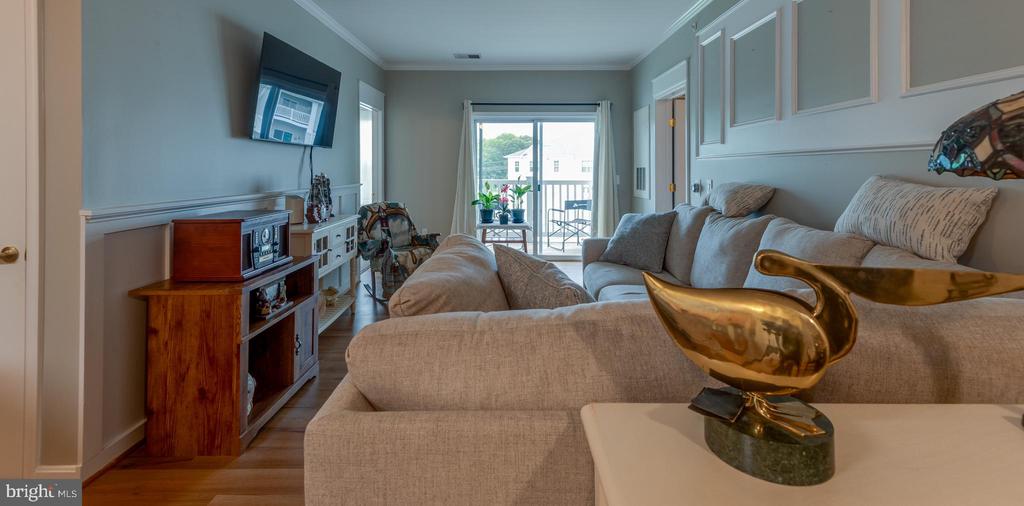23560 F D R BOULEVARD Unit: 405