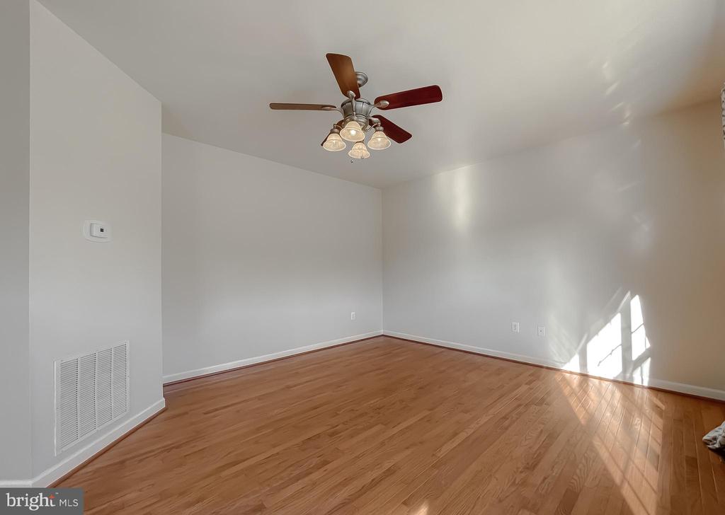 47302 BARBERRY LANE