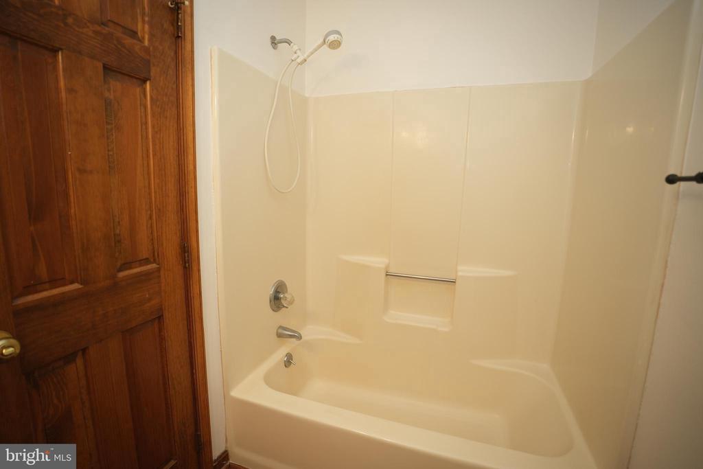 20413 SCARLET TANAGER WAY