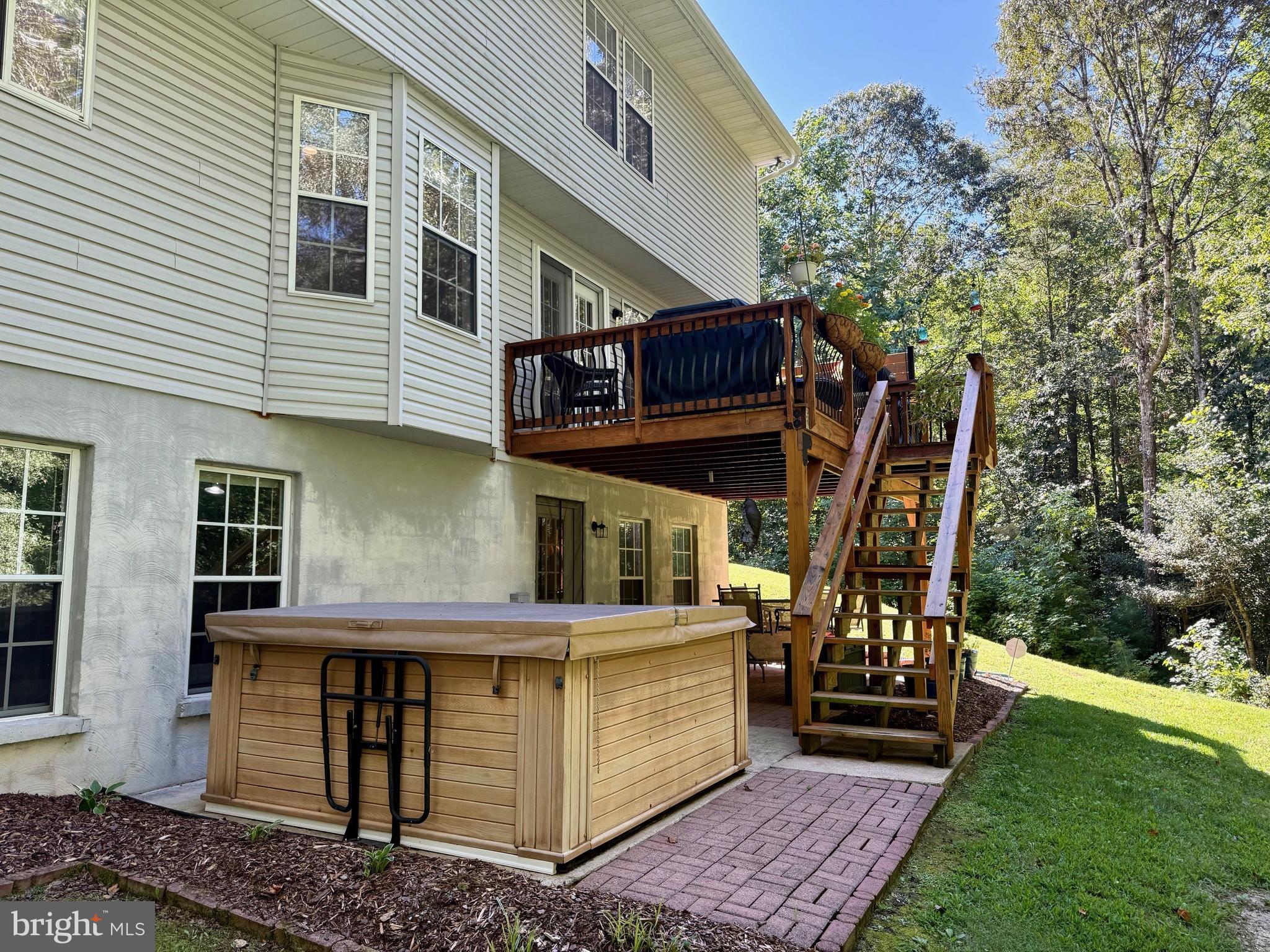 23185 PINEY WOOD CIRCLE