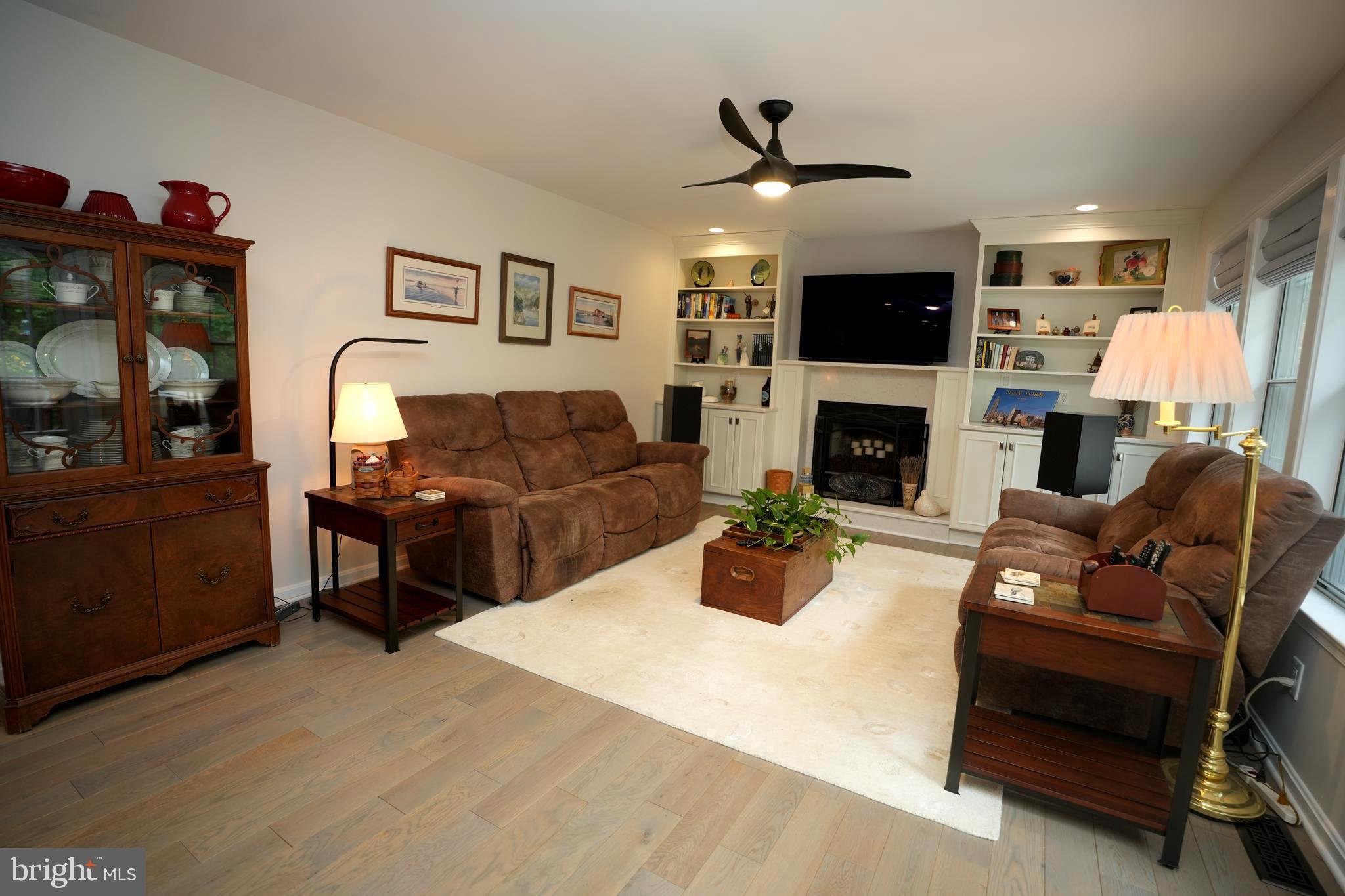 23185 PINEY WOOD CIRCLE